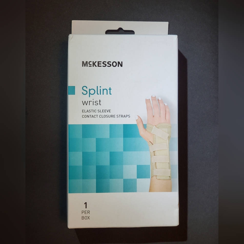 McKesson Splint Wrist Elastic Sleeve Contact Closure Straps (Right Hand) X-Large